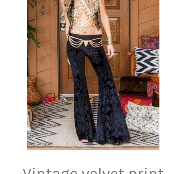 Meet your Posher, Tamra. So far, I just buy things here. The pics are about me. - Picture 7 of 16